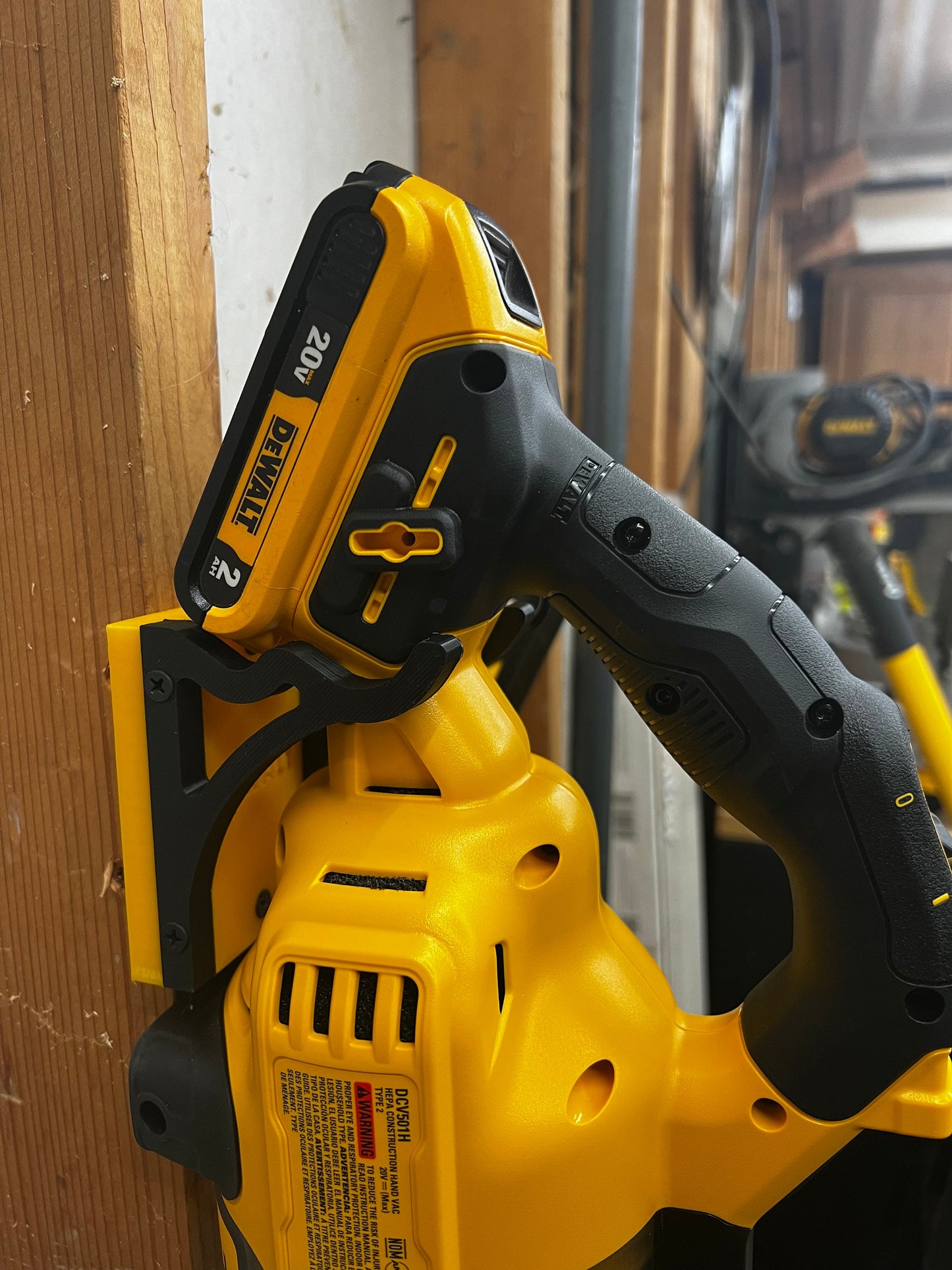 MOUNT for Dewalt Vacuum Tool- Wall MOUNT- Garden Tool Hangers