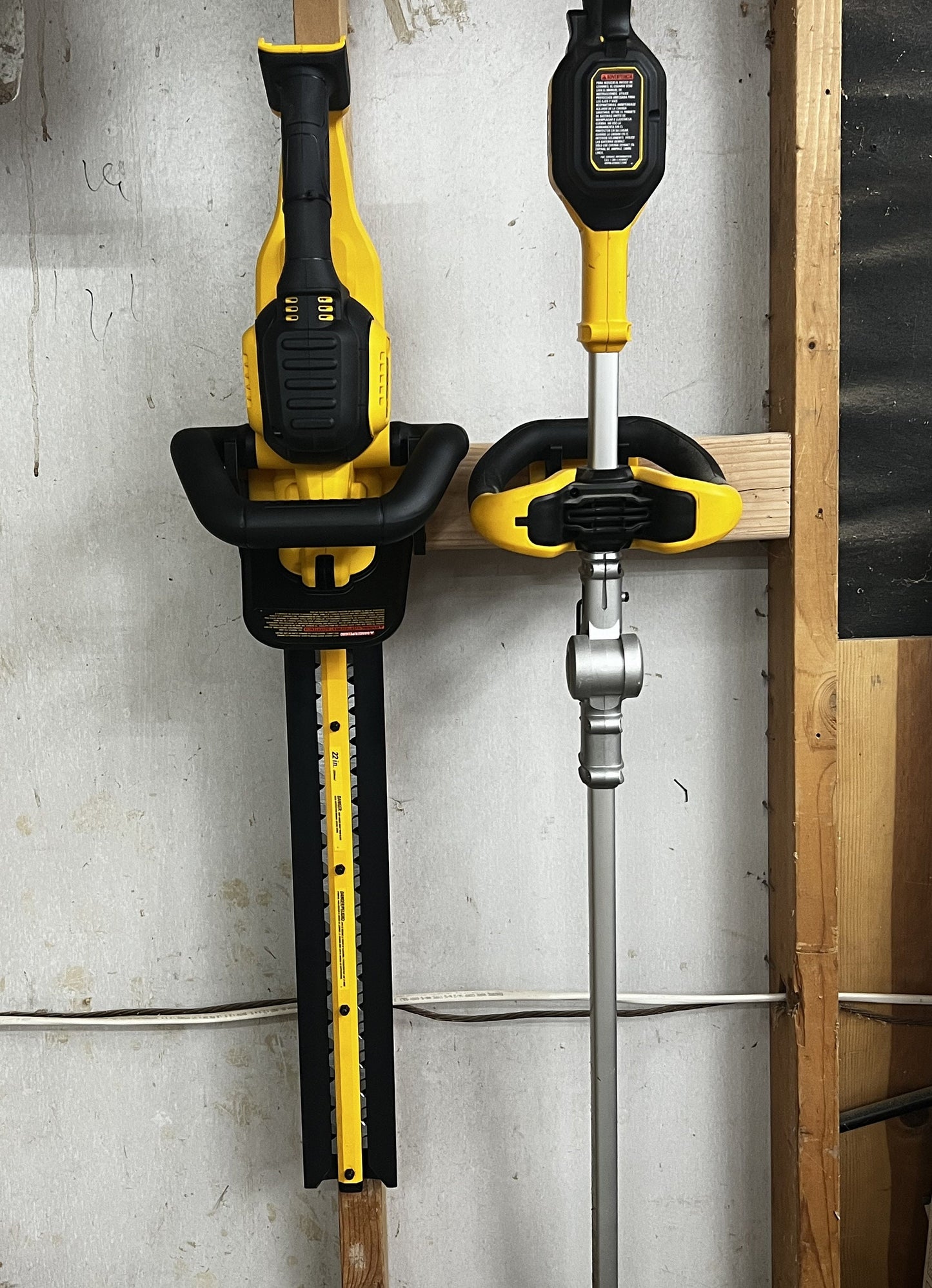 MOUNT for Dewalt Hedge Trimmer Tool- Wall MOUNT- Garden Tool Hangers- Hedge Trimmer Wall Mount