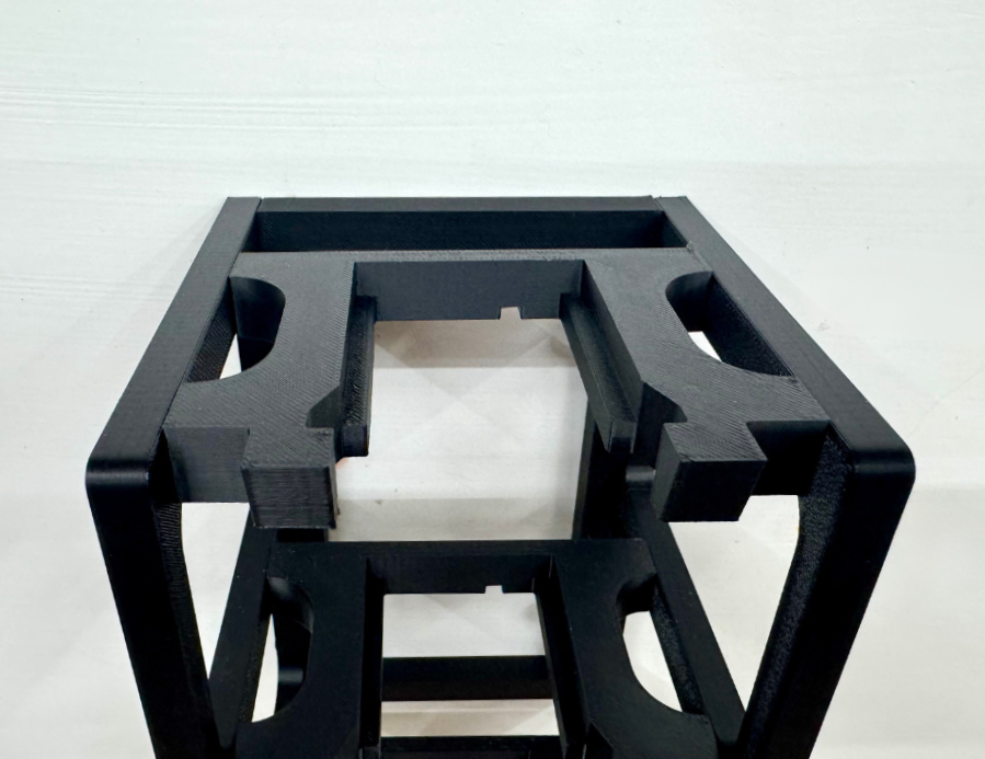 MOUNT for Milwaukee M18 Batteries - Battery Storage Station